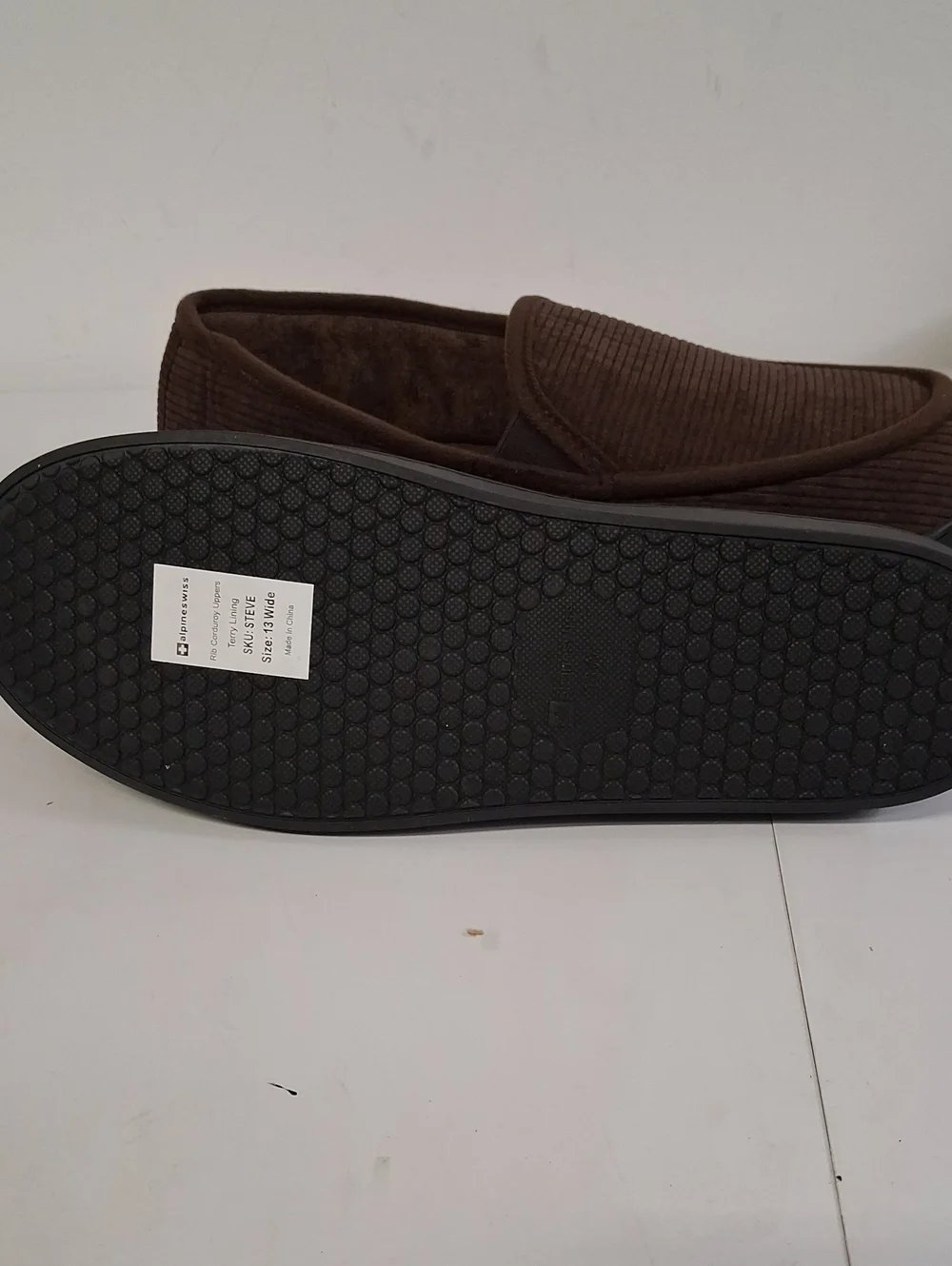NWT Mens Alpine Swiss Steve Brown Couduroy Slippers